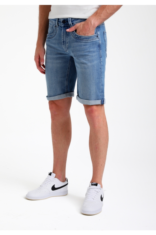 BROKEN TWILL DENIM SHORT 825582 915 bleach